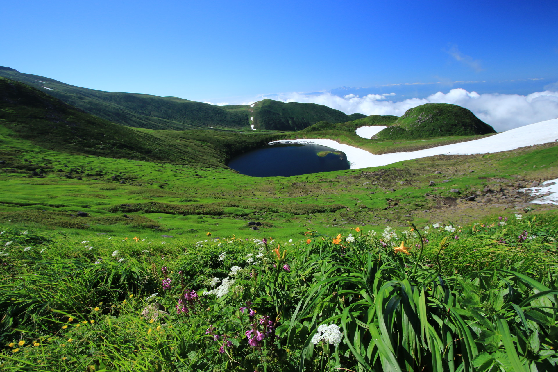 風は強いものの天気に恵まれた鳥海山 つよぽんさんの鳥海山 七高山 笙ヶ岳の活動データ Yamap ヤマップ