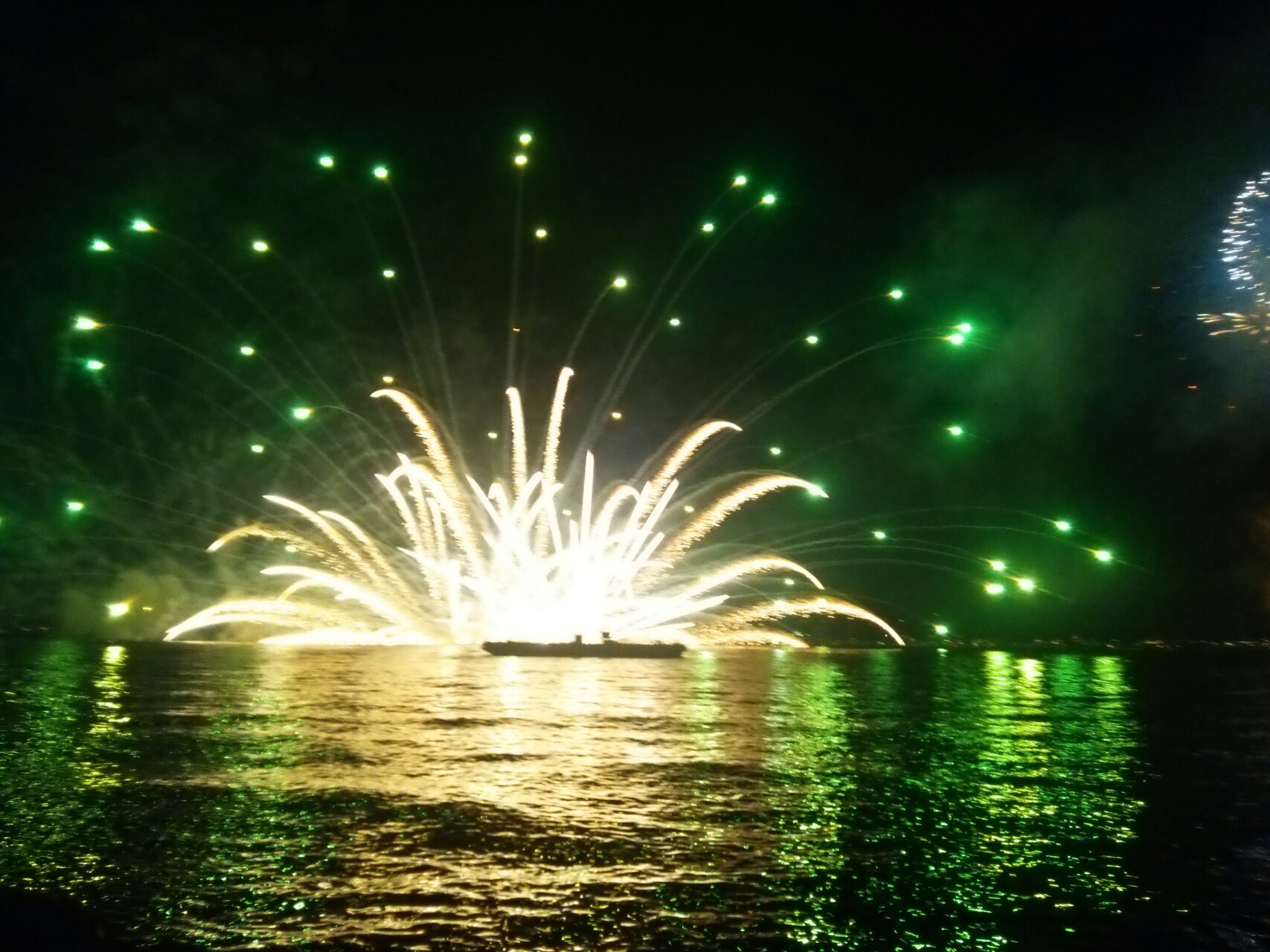 宮島花火大会と弥山登山 あゆみさんの宮島 厳島 弥山の活動日記 Yamap ヤマップ