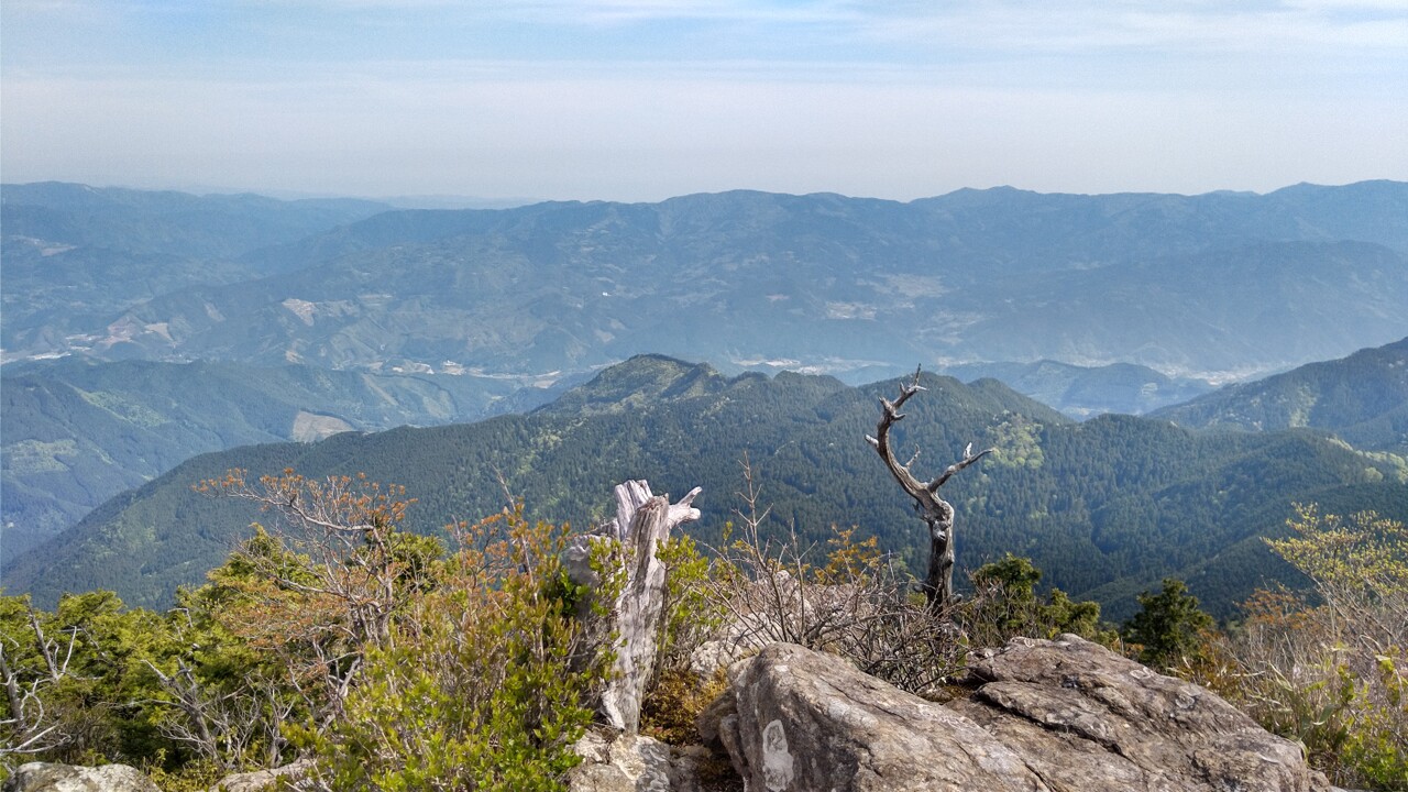 白髪山（高知県長岡郡本山町）の最新登山情報 / 人気の登山ルート、写真、天気など YAMAP / ヤマップ