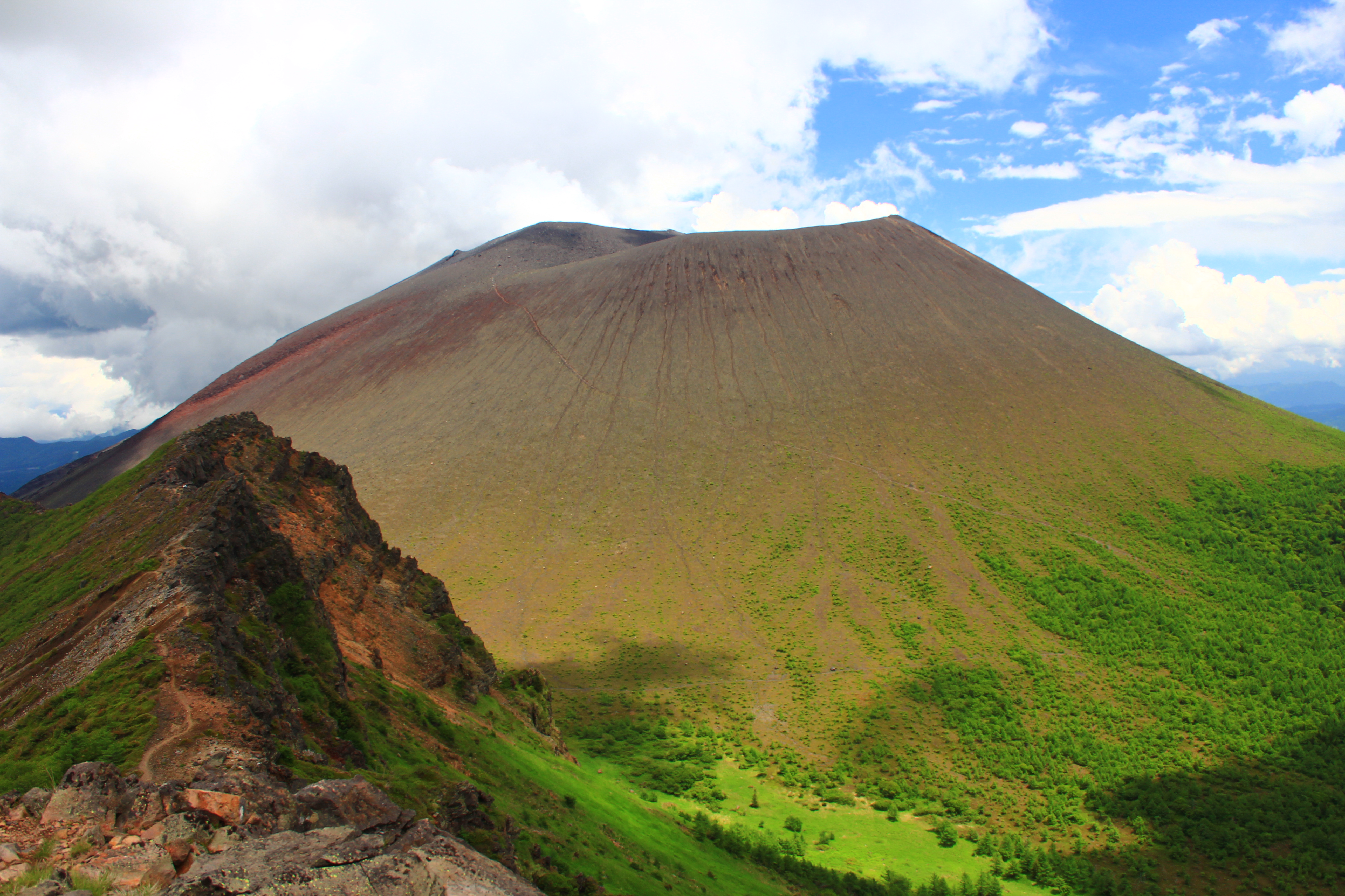 浅間山 群馬 長野 の山総合情報ページ 登山ルート 写真 天気情報など Yamap ヤマップ