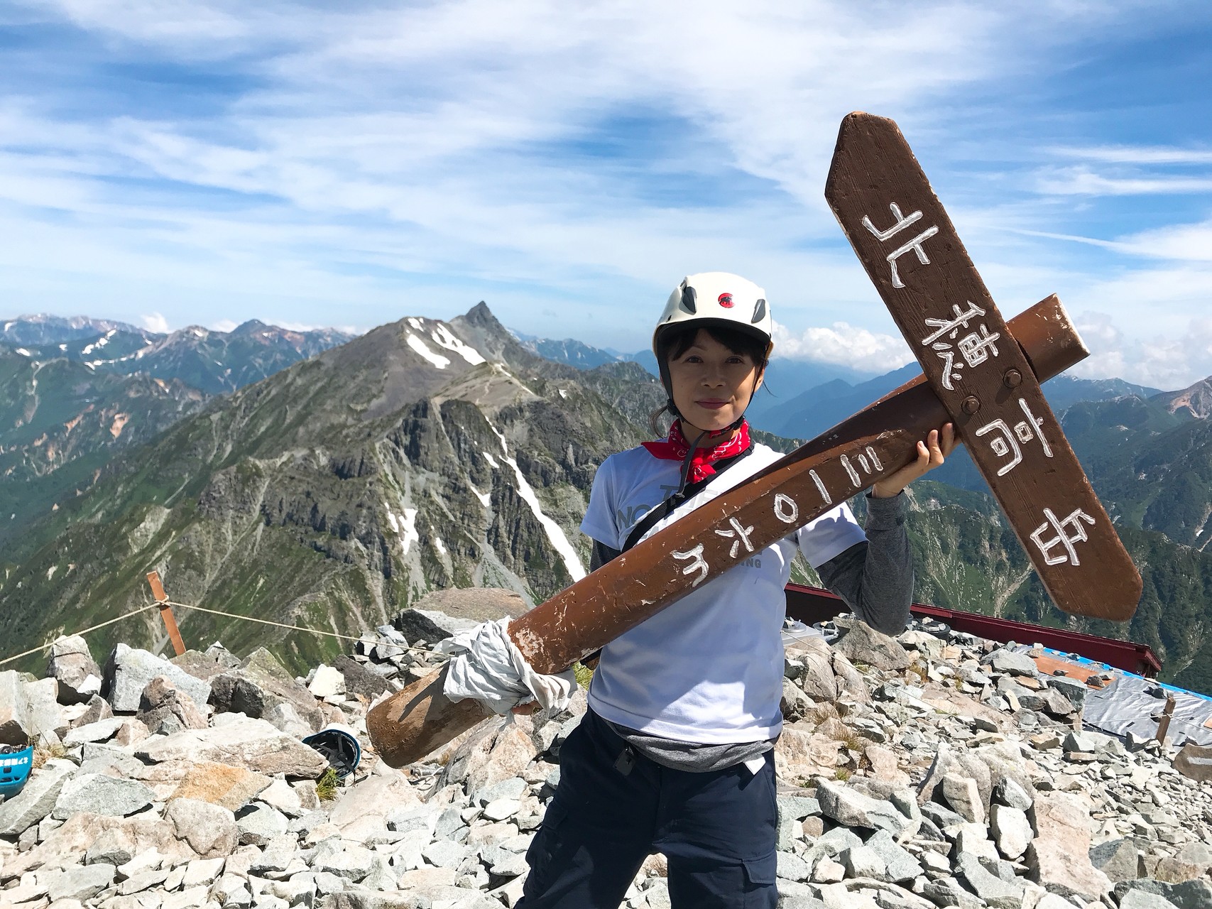 ちょっとオリジナルtシャツ買いに北穂高岳初登頂 奥穂高岳リベンジ 涸沢3泊4日 えーこさんの槍ヶ岳 穂高岳 上高地の活動データ Yamap ヤマップ