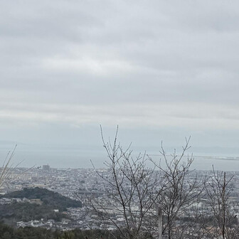 紀泉アルプス・飯盛山・ボンデン山 淡路島と関空✈️見えてる🎶
淡路島、来月また行きます🚙³₃