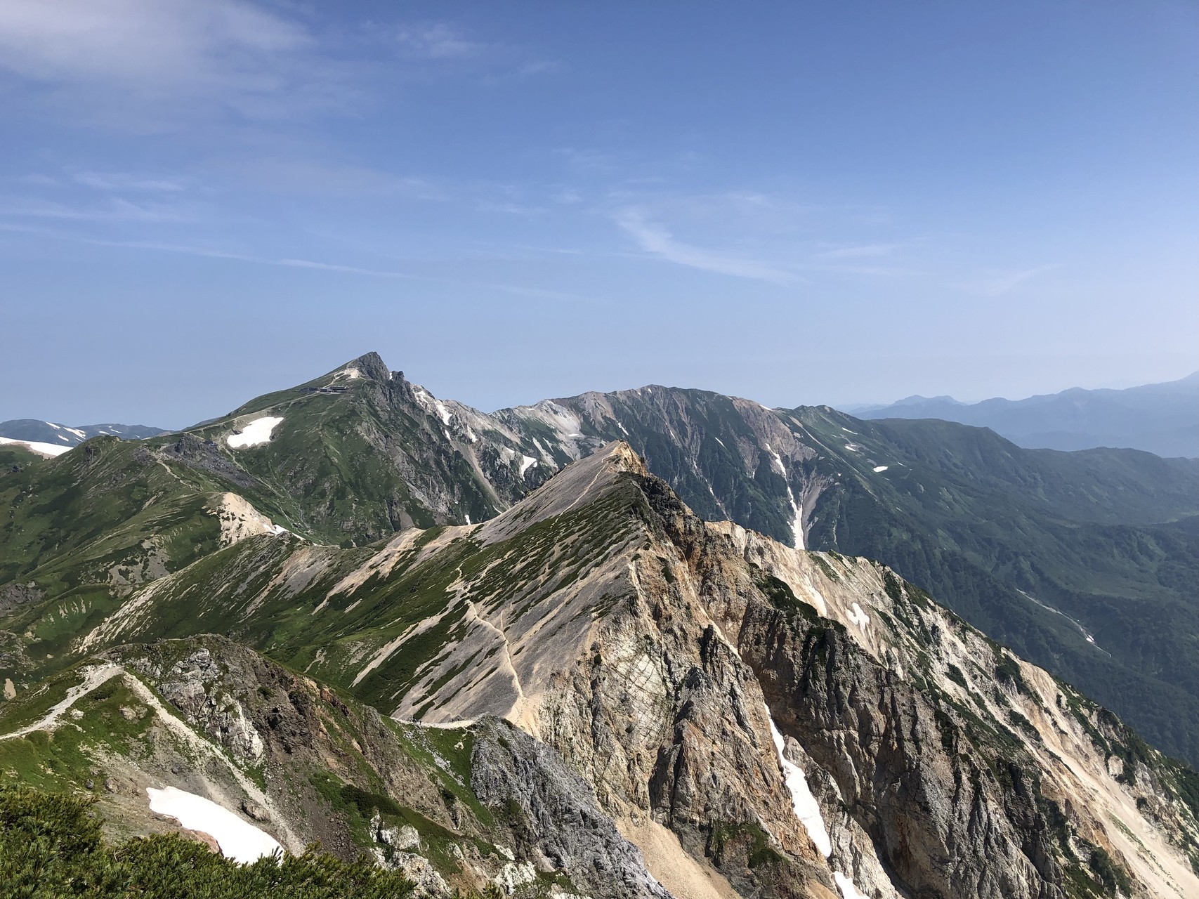 白馬山荘 杓子岳 白馬鑓ヶ岳 白馬鑓温泉 360度の展望が楽しめる白馬三山の縦走でした ひでちゃんさんの白馬岳 小蓮華山の活動データ Yamap ヤマップ
