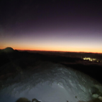 西農鳥岳山頂から。