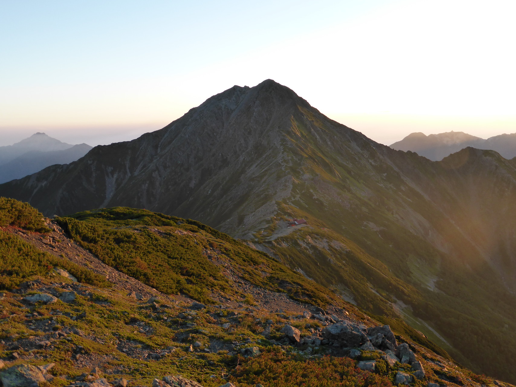北岳 間ノ岳 農鳥岳 3 000m峰のゆったり稜線散歩 Nakkajiiさんの北岳 間ノ岳 農鳥岳の活動日記 Yamap ヤマップ