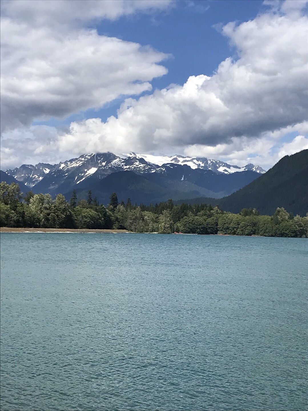 ノースカスケード国立公園 ベーカー湖からベーカー山を眺望 ずおずおむさんのノース カスケード国立公園 北エリアの活動日記 Yamap ヤマップ