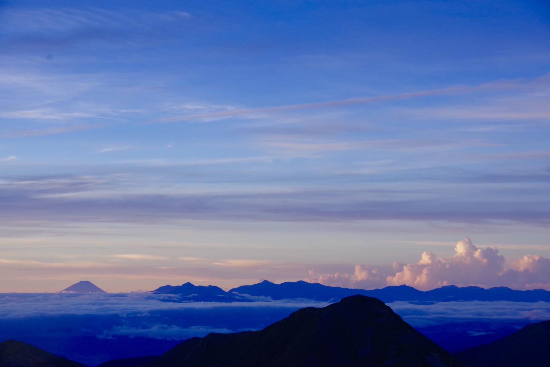 燕岳から大天井岳 テント泊 Toraです さんの燕岳 餓鬼岳 唐沢岳の活動データ Yamap ヤマップ