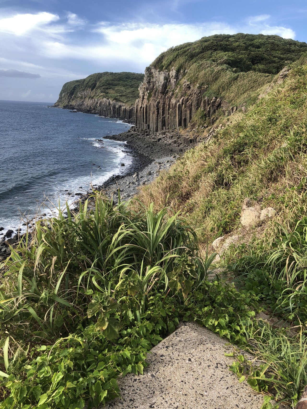 生月 塩俵の断崖 ヨシローさんの平戸市 北部 生月島の活動データ Yamap ヤマップ