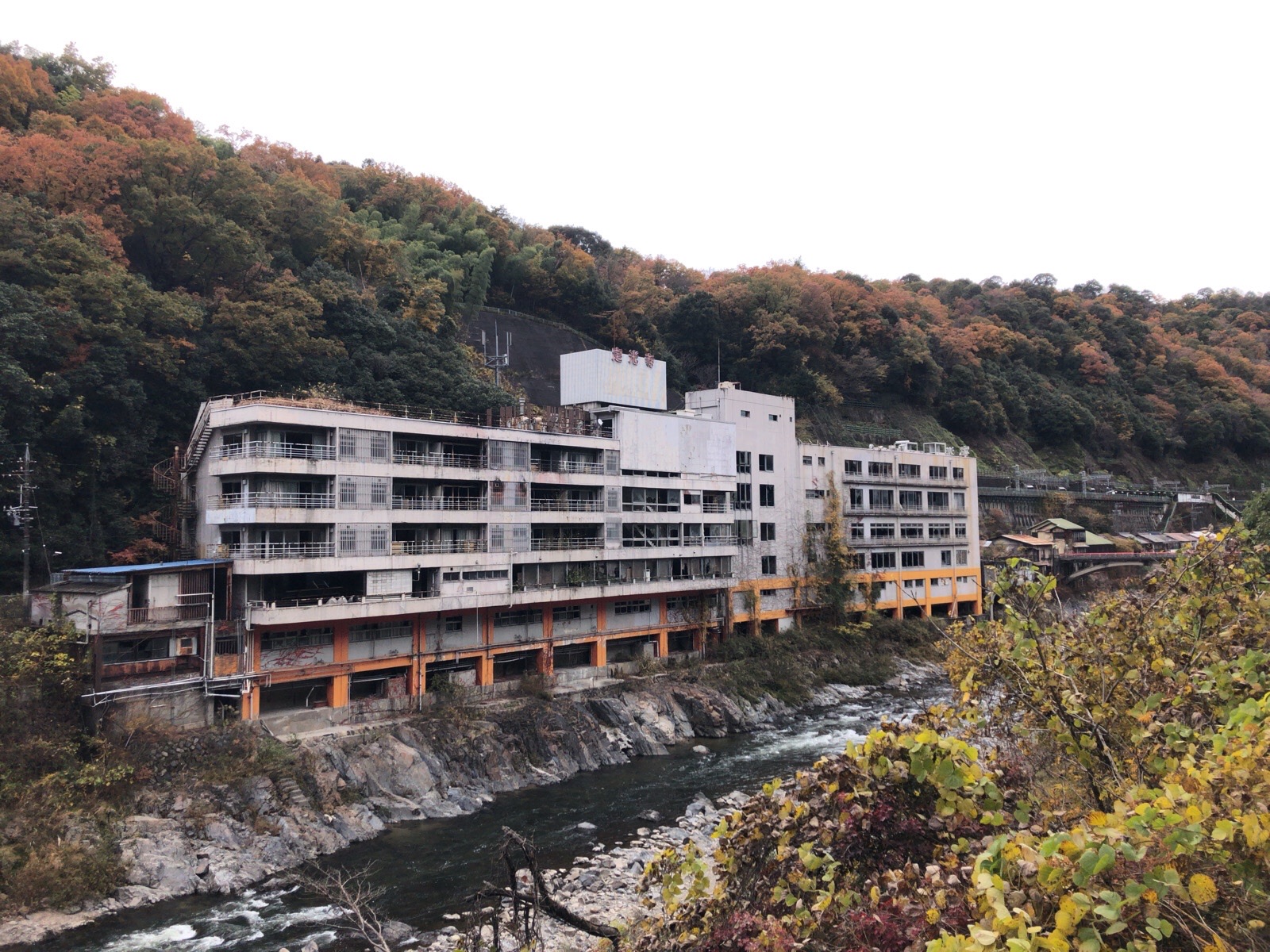 定光寺 紅葉の愛岐トンネル群hk Sagさんの春日井三山 弥勒山 大谷山 道樹山の活動日記 Yamap ヤマップ