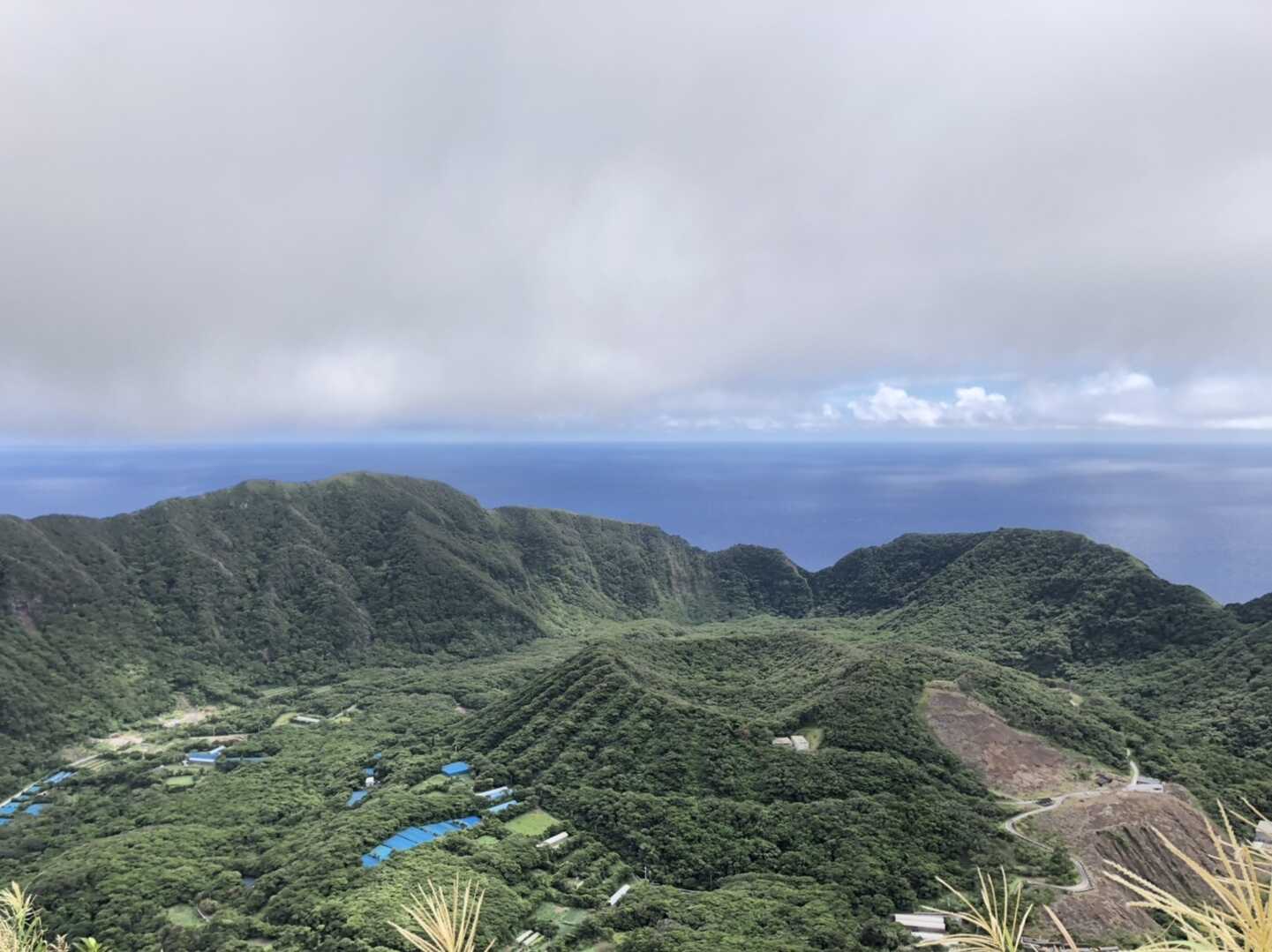 上陸困難・絶海の孤島「青ヶ島」へ / とらさんの八丈島・東山 上陸困難・絶海の孤島「青ヶ島」へ / とらさんの八丈島・東山