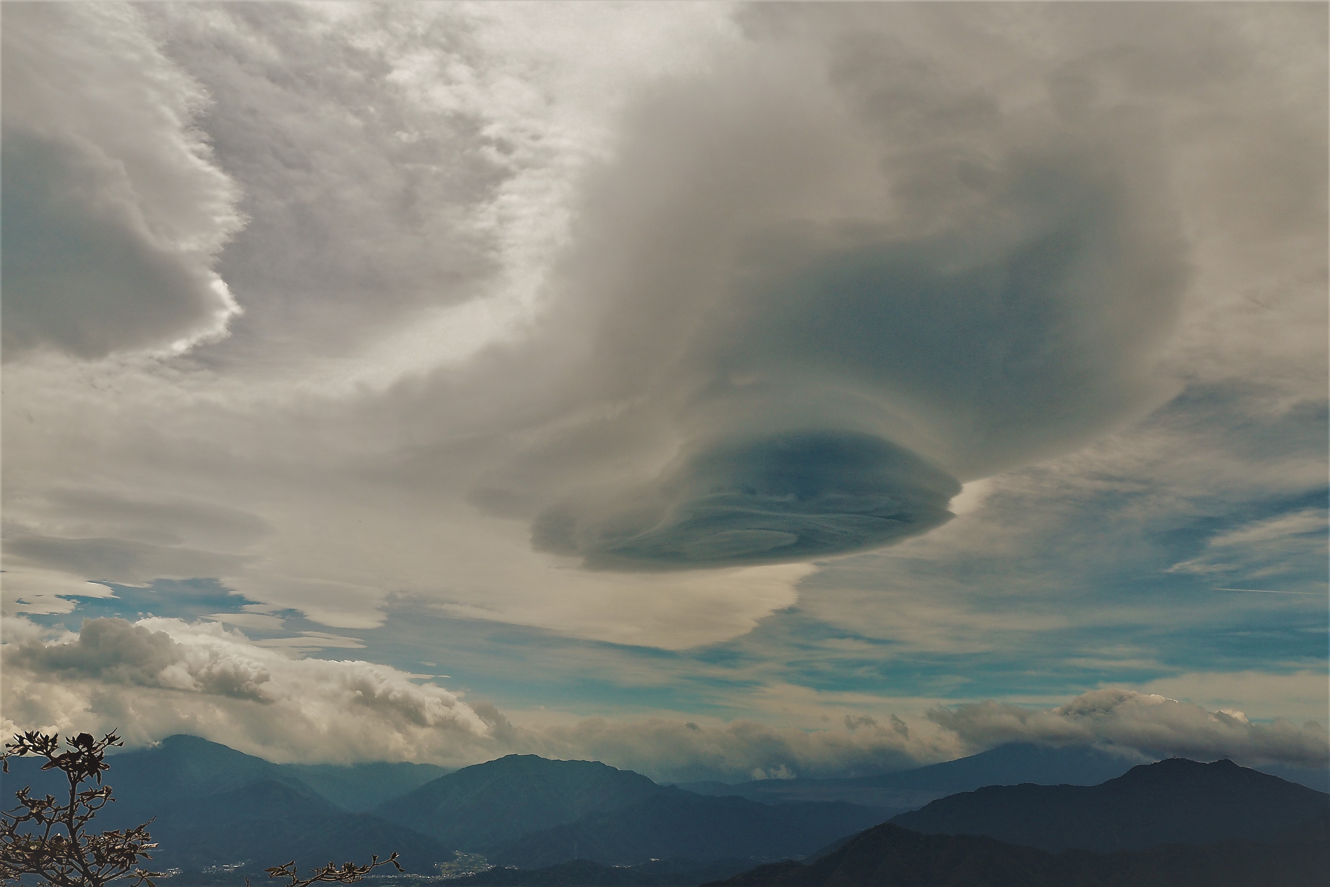 滝子山でラピュタの竜の巣を見た Wertさんの滝子山 大谷ヶ丸 笹子雁ヶ腹摺山の活動データ Yamap ヤマップ