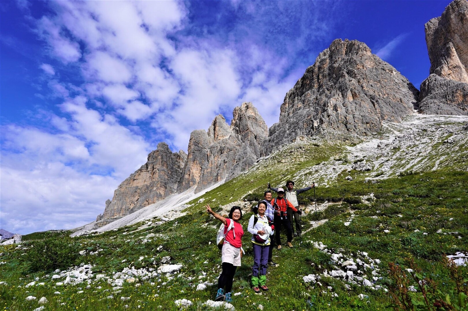 イタリア・ドロミテ｢トレ・チーメ・ディ・ラヴァレード絶景ハイキング｣ / 深見覚さんのウォーキングの活動日記 YAMAP / ヤマップ
