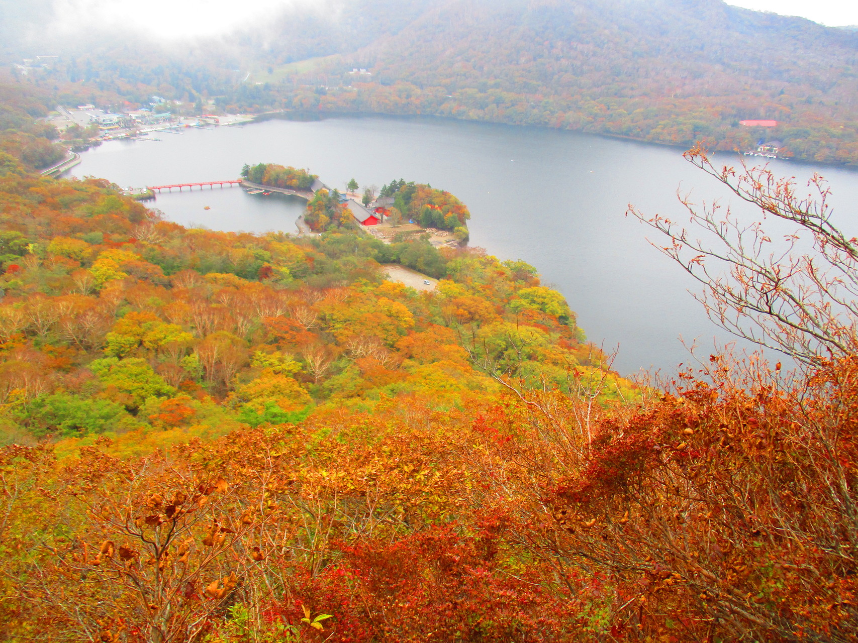 赤城駒ヶ岳と黒檜山 ～紅葉あるかな？！の巻～ / たかぴょんさんの赤城山・黒檜山・荒山の活動データ | YAMAP / ヤマップ