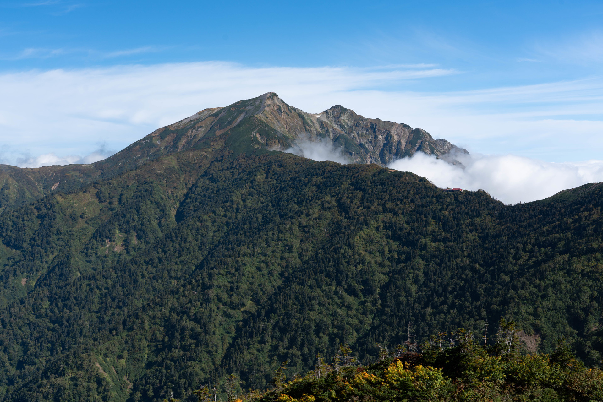 鹿島槍ヶ岳 28m Tシャツ買ってきた Beehiveさんの鹿島槍ヶ岳 五竜岳 五龍岳 唐松岳の活動データ Yamap ヤマップ