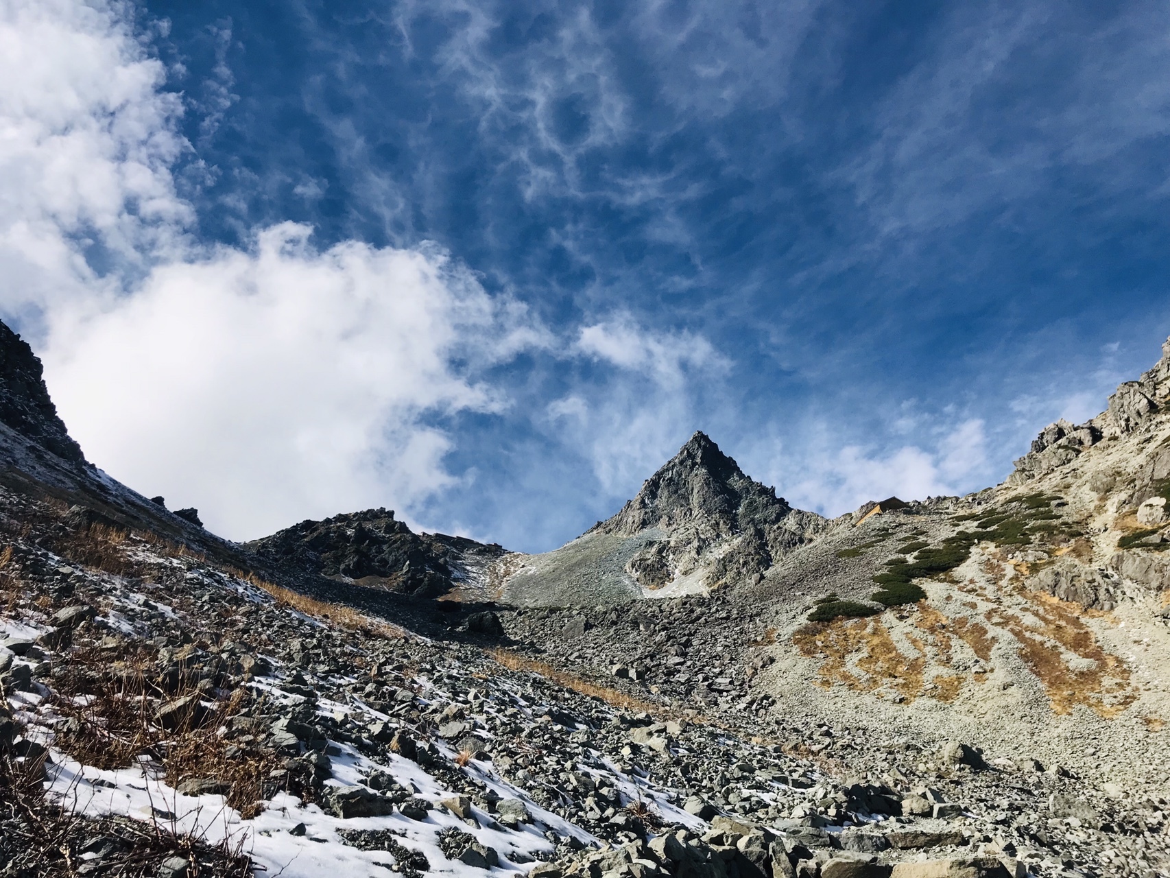 槍ヶ岳 上高地から槍ヶ岳山荘泊 快晴 雪 Miaさんの槍ヶ岳 穂高岳 上高地の活動データ Yamap ヤマップ