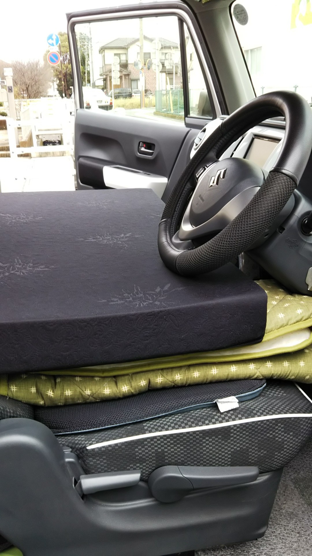 満観峰 ハスラー車中泊準備と練習 完全フラットで快適 二人でも大丈夫 ヒデさんさんの焼津アルプス 高草山 満観峰 花沢山 徳願寺山の活動日記 Yamap ヤマップ