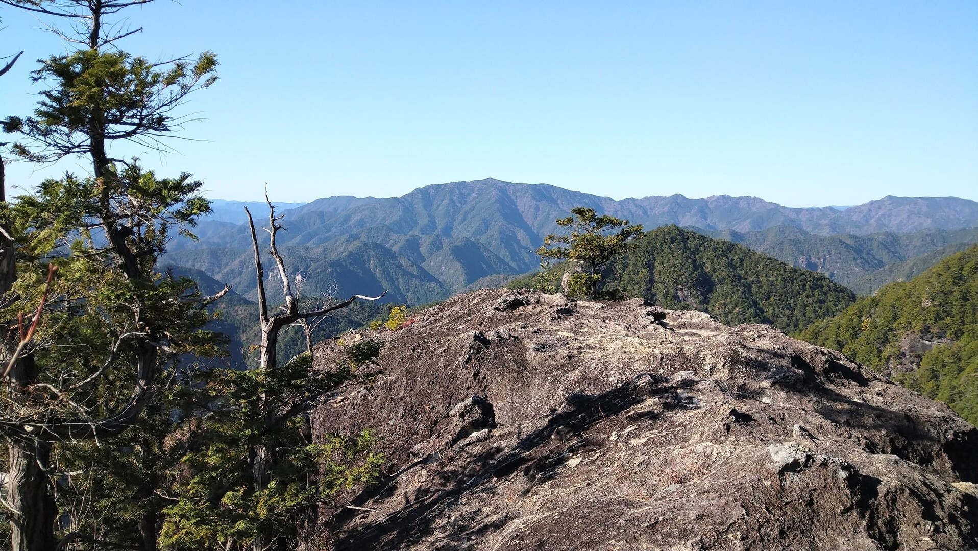 天空岩〜明神山 / TOMさんの明神山（三ツ瀬明神山）の活動データ YAMAP / ヤマップ
