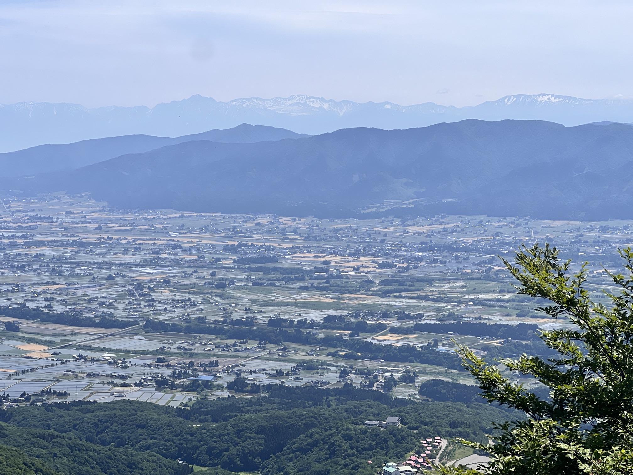 医王山縦走 医王山スポーツセンターから栃尾集落 / あつあげさんの医王山・白兀山・箱屋谷山の活動データ YAMAP / ヤマップ