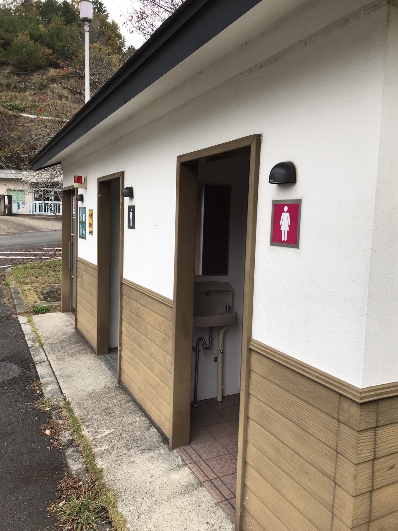 室生ダム駐車場 深谷龍鎮渓谷 門森峠 駐車場 Orenoyamaarukiさんの三郎岳 高城岳の活動日記 Yamap ヤマップ