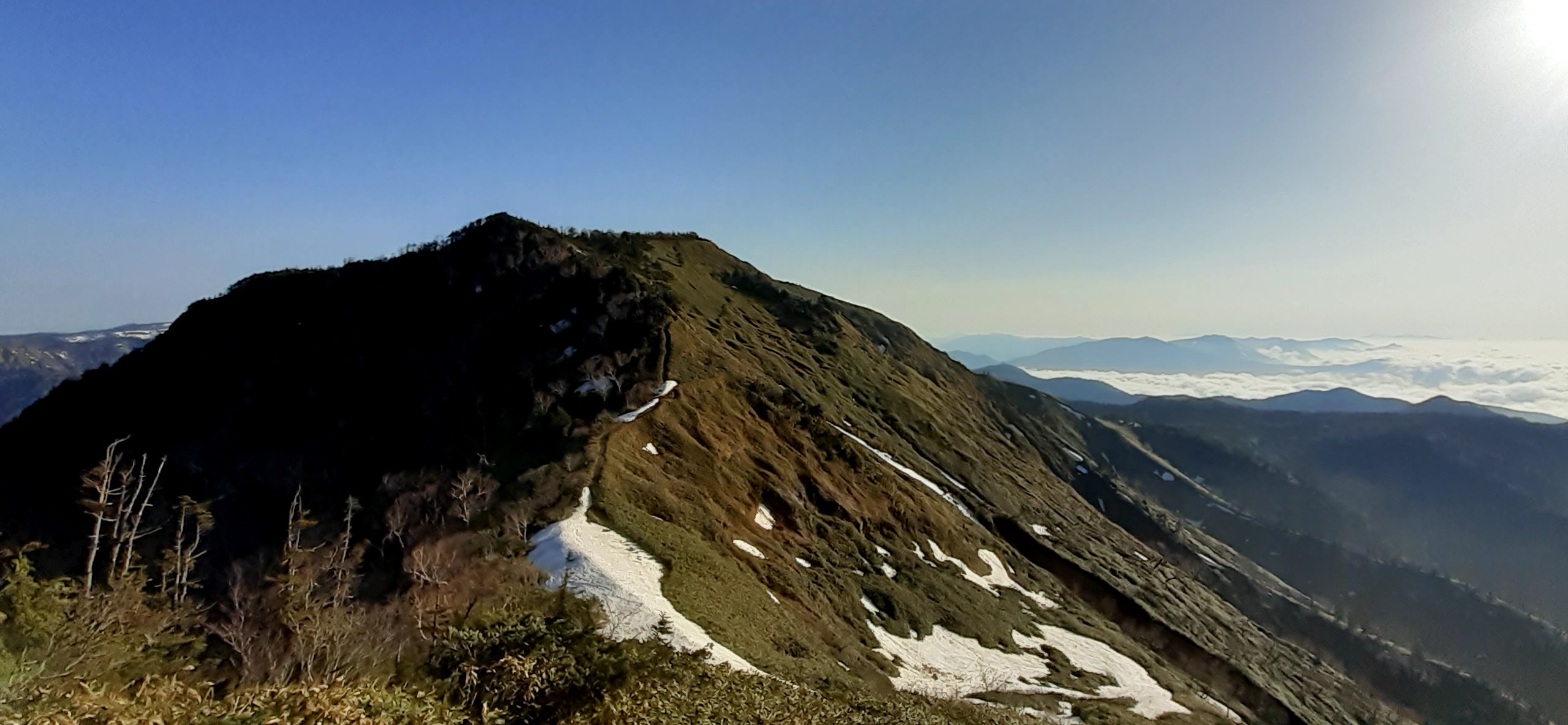 ぐんま県境稜線トレイル 三坂峠分岐 白砂山 Peakerさんの白砂山 堂岩山 八間山の活動データ Yamap ヤマップ
