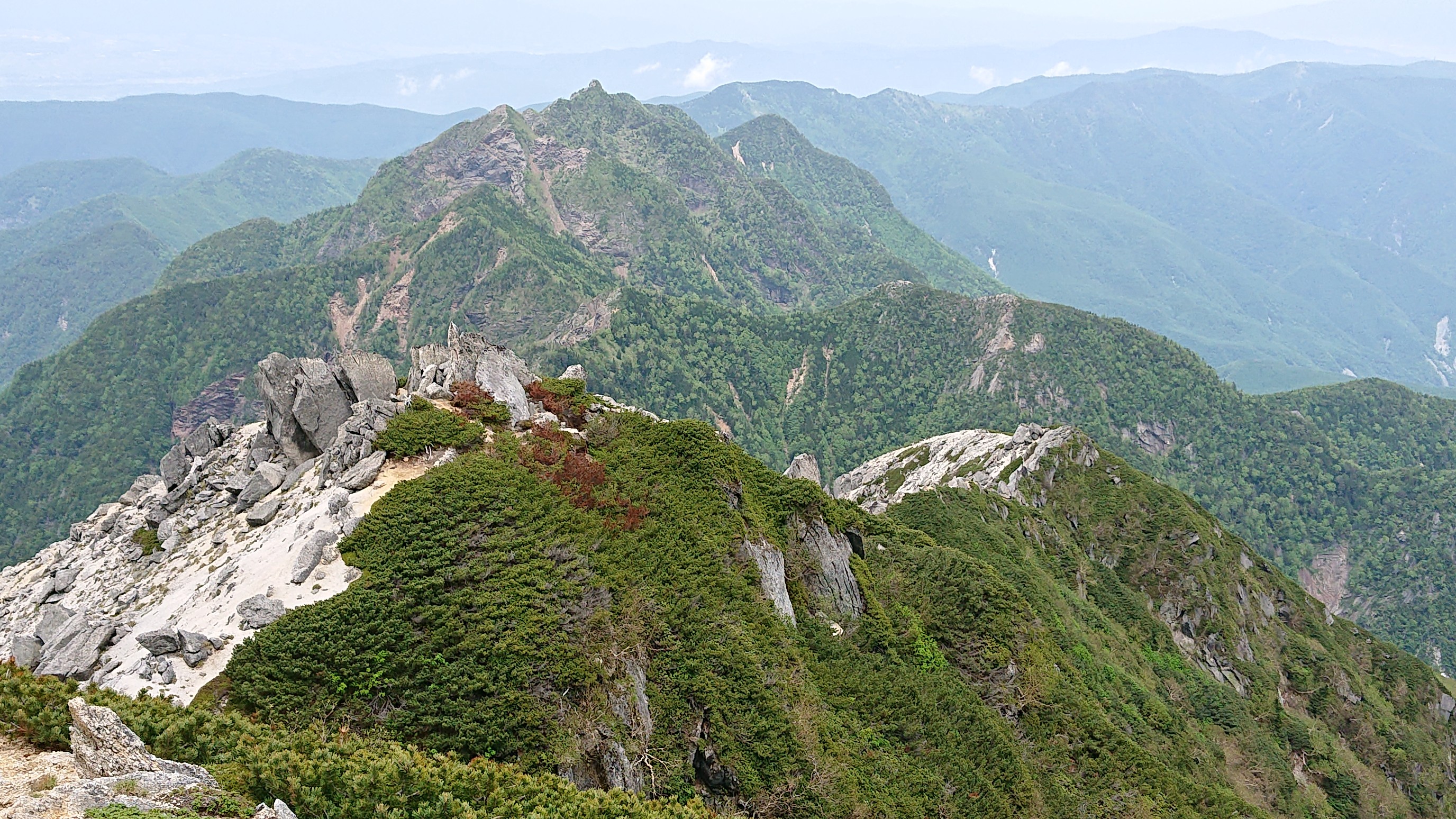 キツくも快感 な甲斐駒ヶ岳 黒戸尾根 Hissy Tさんの甲斐駒ヶ岳 日向山の活動日記 Yamap ヤマップ