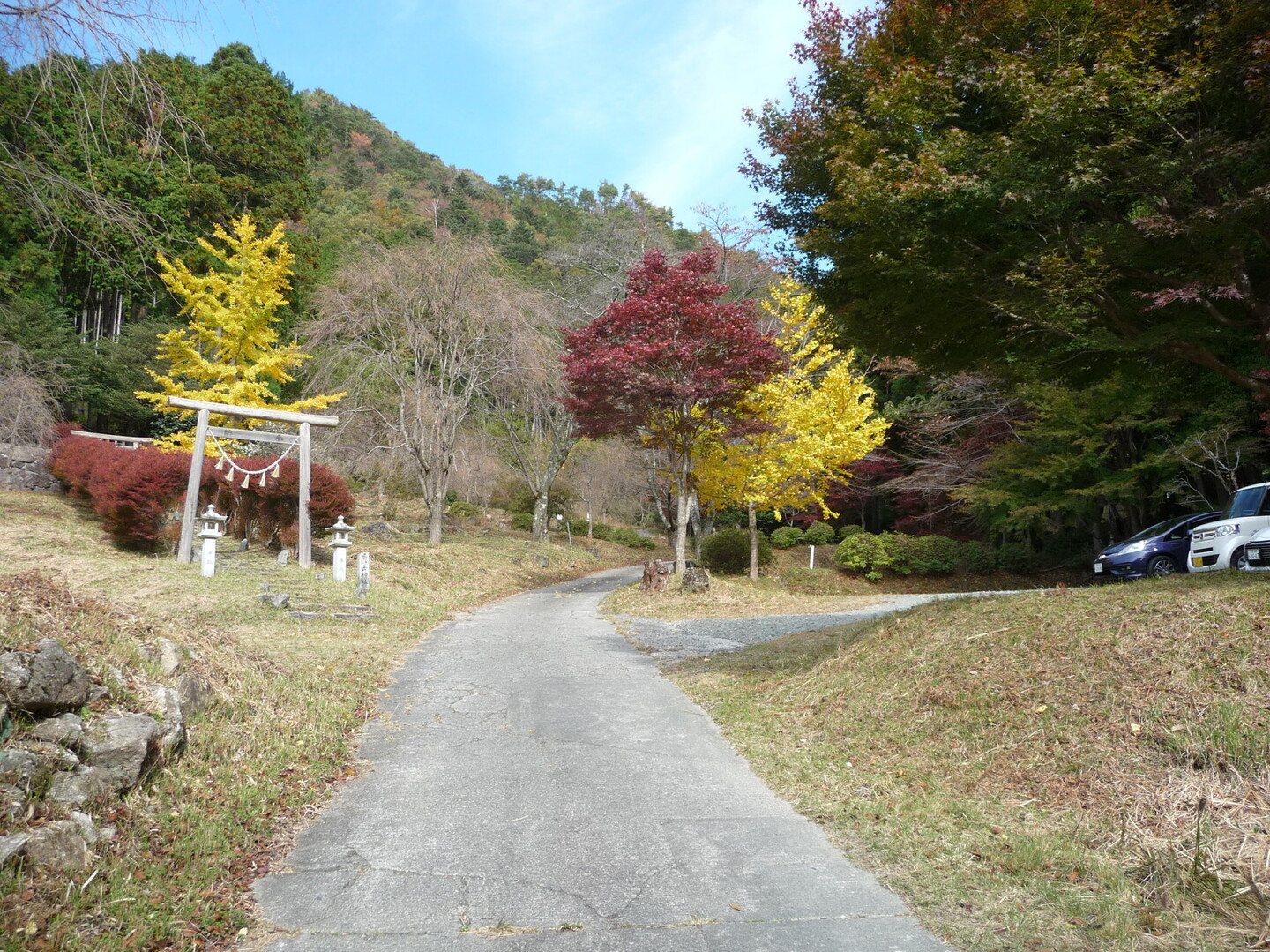 局ヶ岳 局ヶ岳神社 旧登山道 局ヶ岳 新登山道 局ヶ岳神社 ゆずぽんさんの局ヶ岳の活動日記 Yamap ヤマップ