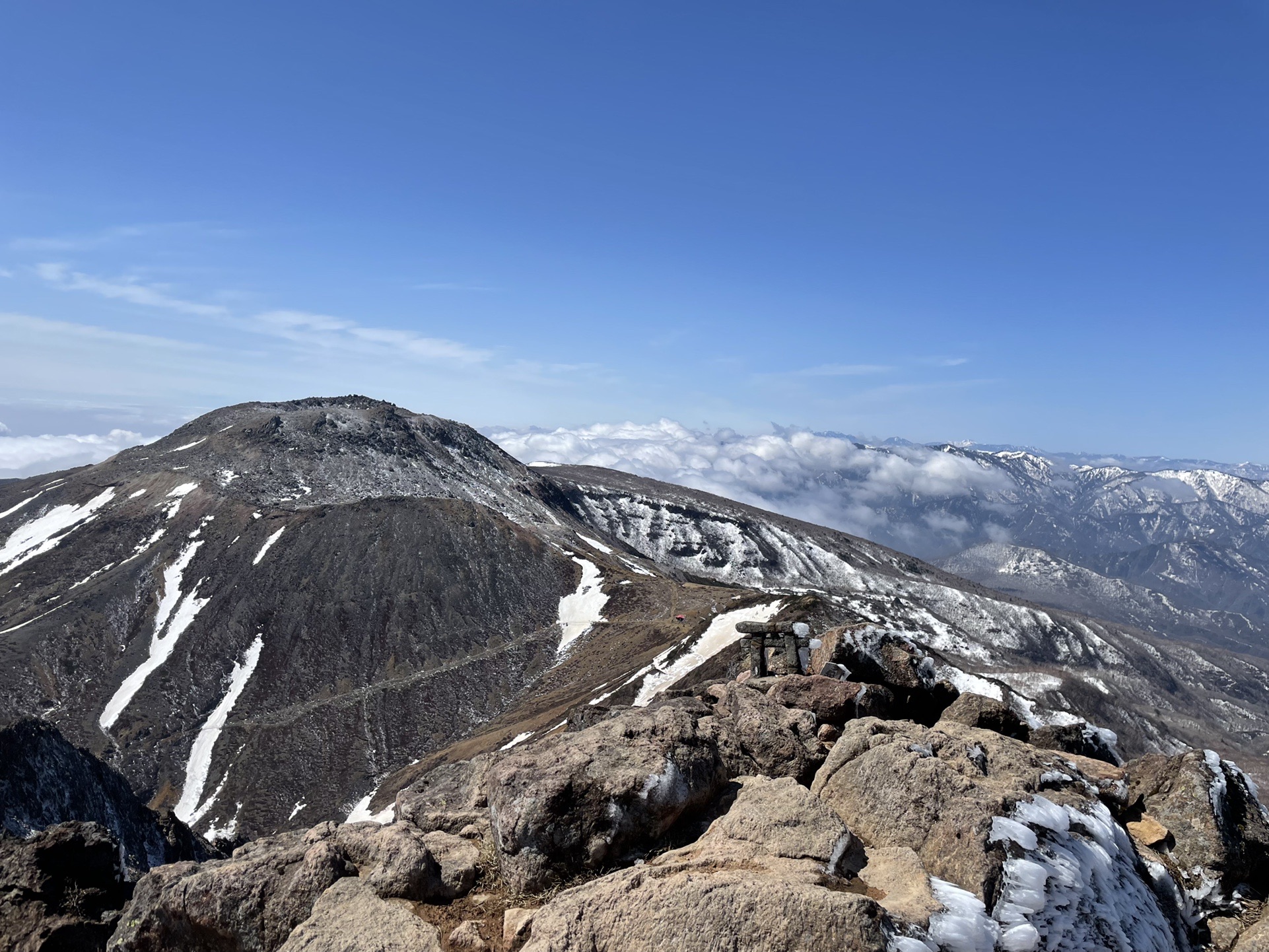 剣が峰 朝日岳 茶臼岳 那須岳 Fukuさんの茶臼岳 那須岳 三本槍岳 赤面山の活動データ Yamap ヤマップ