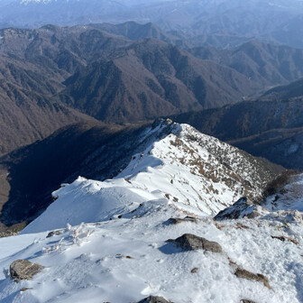 またまた安全な場所まで登ってから撮影

