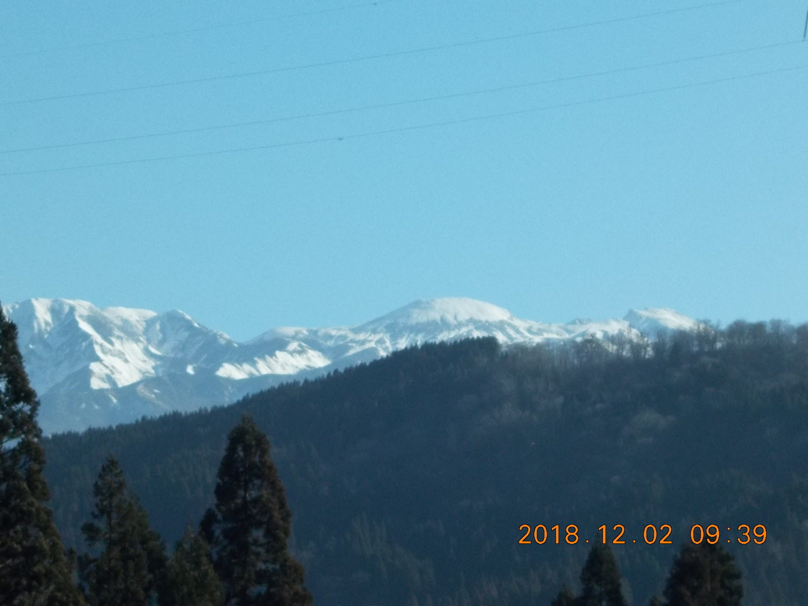 白山展望台 西山の林道白木峠線から見る白山の絶景 クロスカントリー競技場 たくさんの取立山の活動日記 Yamap ヤマップ