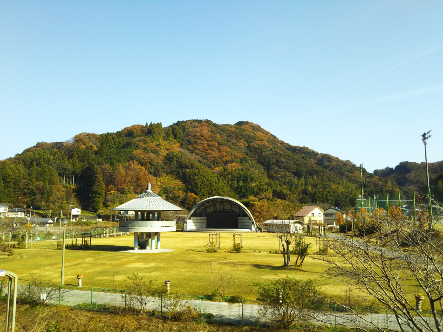 日高村の里山“土岐山”＆めだかの池湖畔散策(^^)ゞ / DANさんの日高村の活動データ YAMAP / ヤマップ