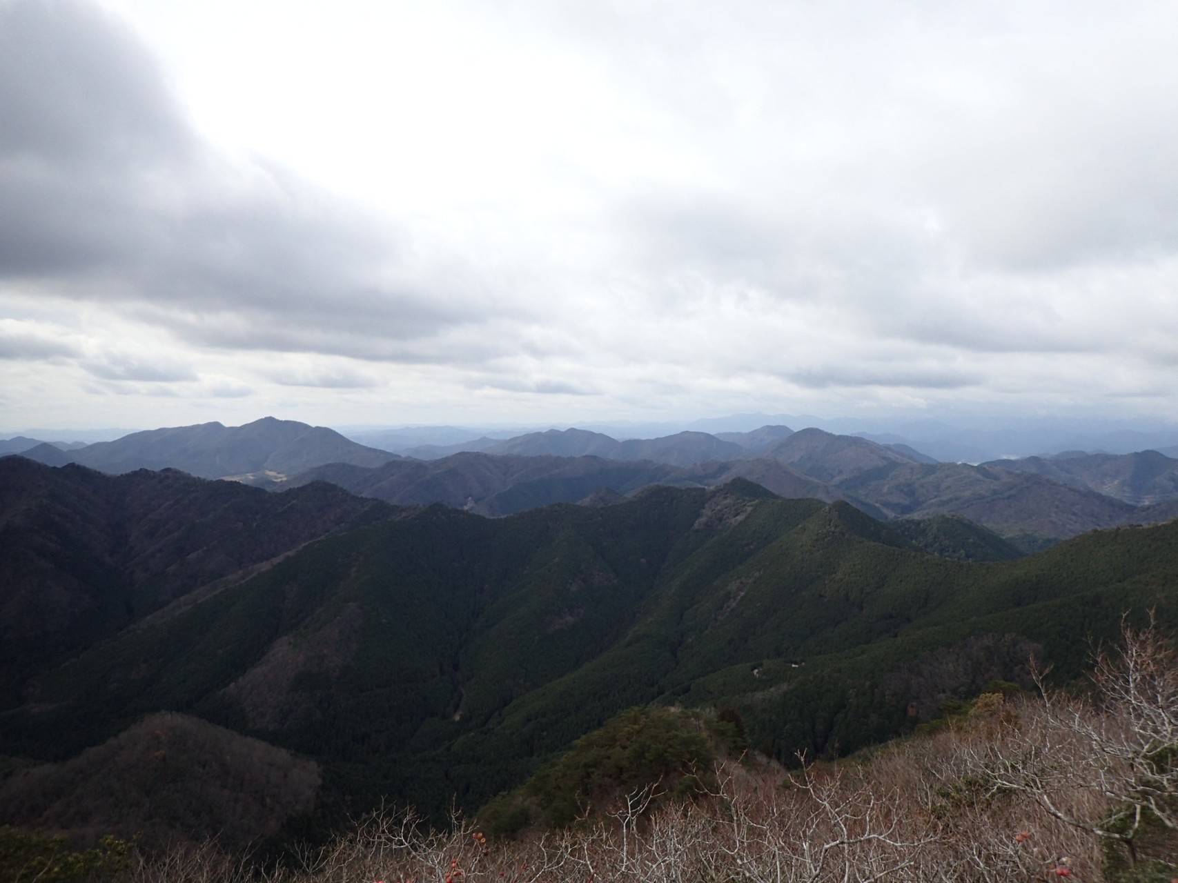 岩場と鎖場でテンションあがるわ 塩味さんの白髪岳 松尾山 西寺山の活動日記 Yamap ヤマップ