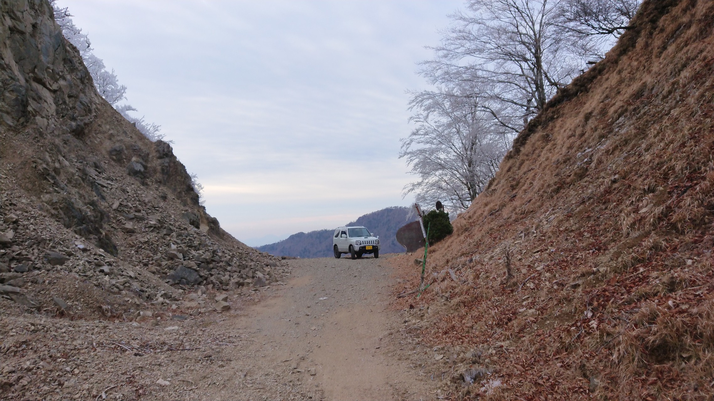 椎矢峠まで行って 霧氷の林を歩く Shiroさんの国見岳 熊本県 宮崎県 烏帽子岳の活動データ Yamap ヤマップ