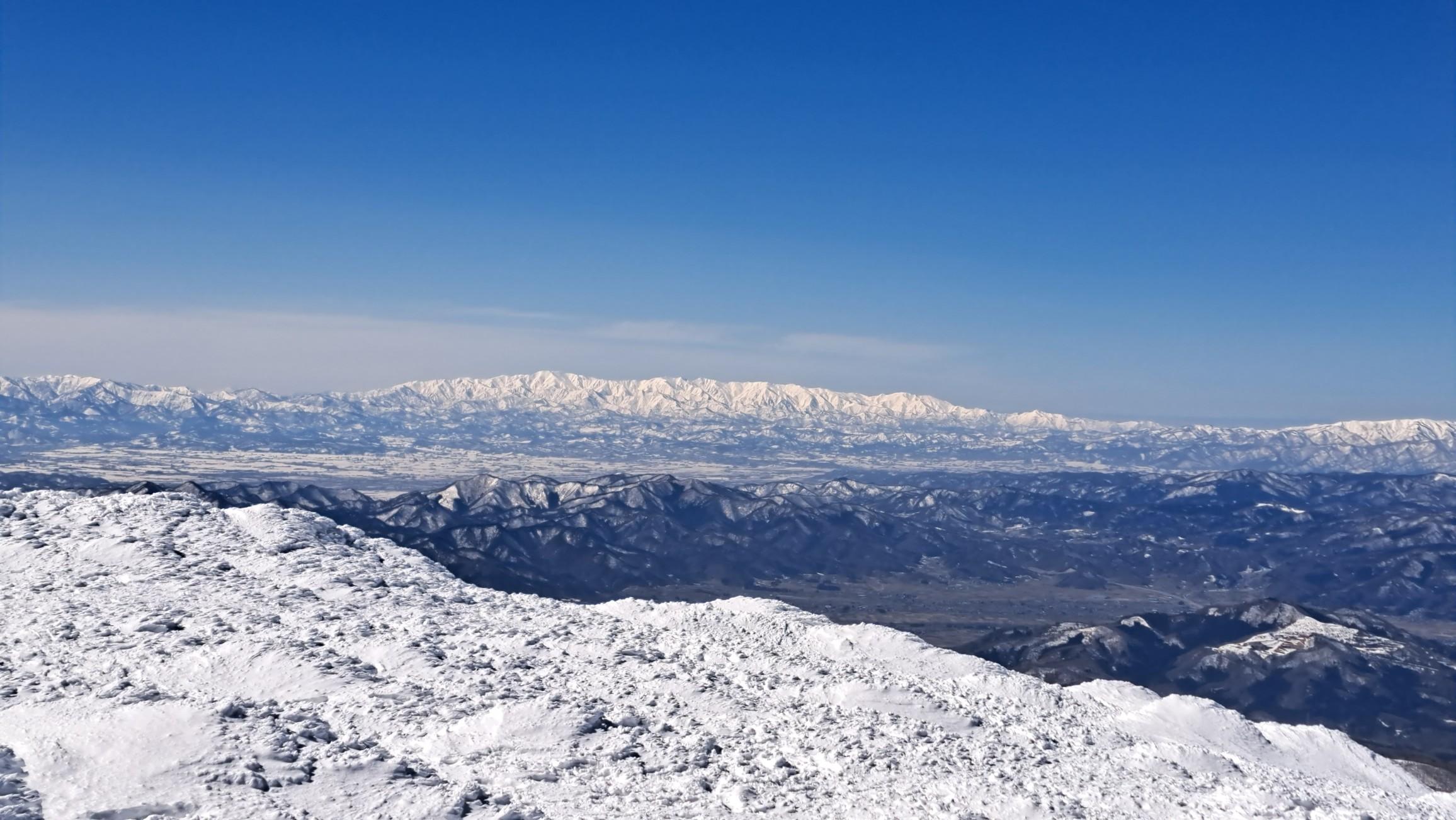 蔵王山・雁戸山・不忘山 朝日連峰　飯豊連峰　もう最高✨