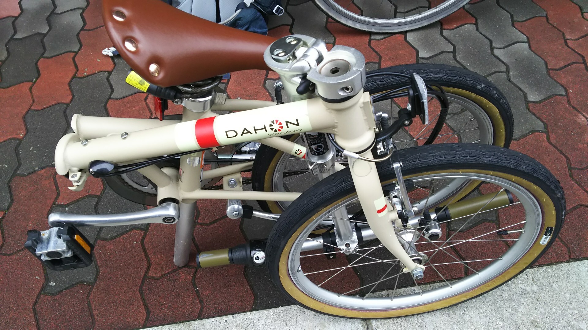 江坂】折りたたみ自転車