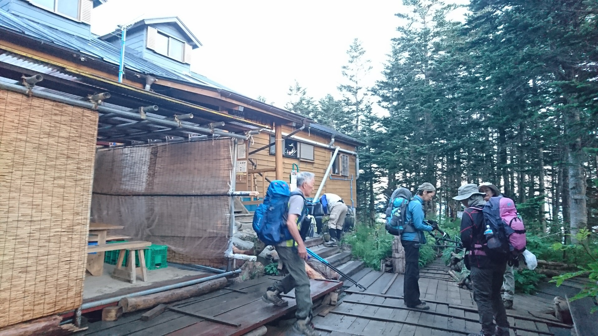 塩見岳2日目20190811 / 塩見岳・権右衛門山・蝙蝠岳の写真2枚目 / 三伏峠小屋を出発 YAMAP / ヤマップ