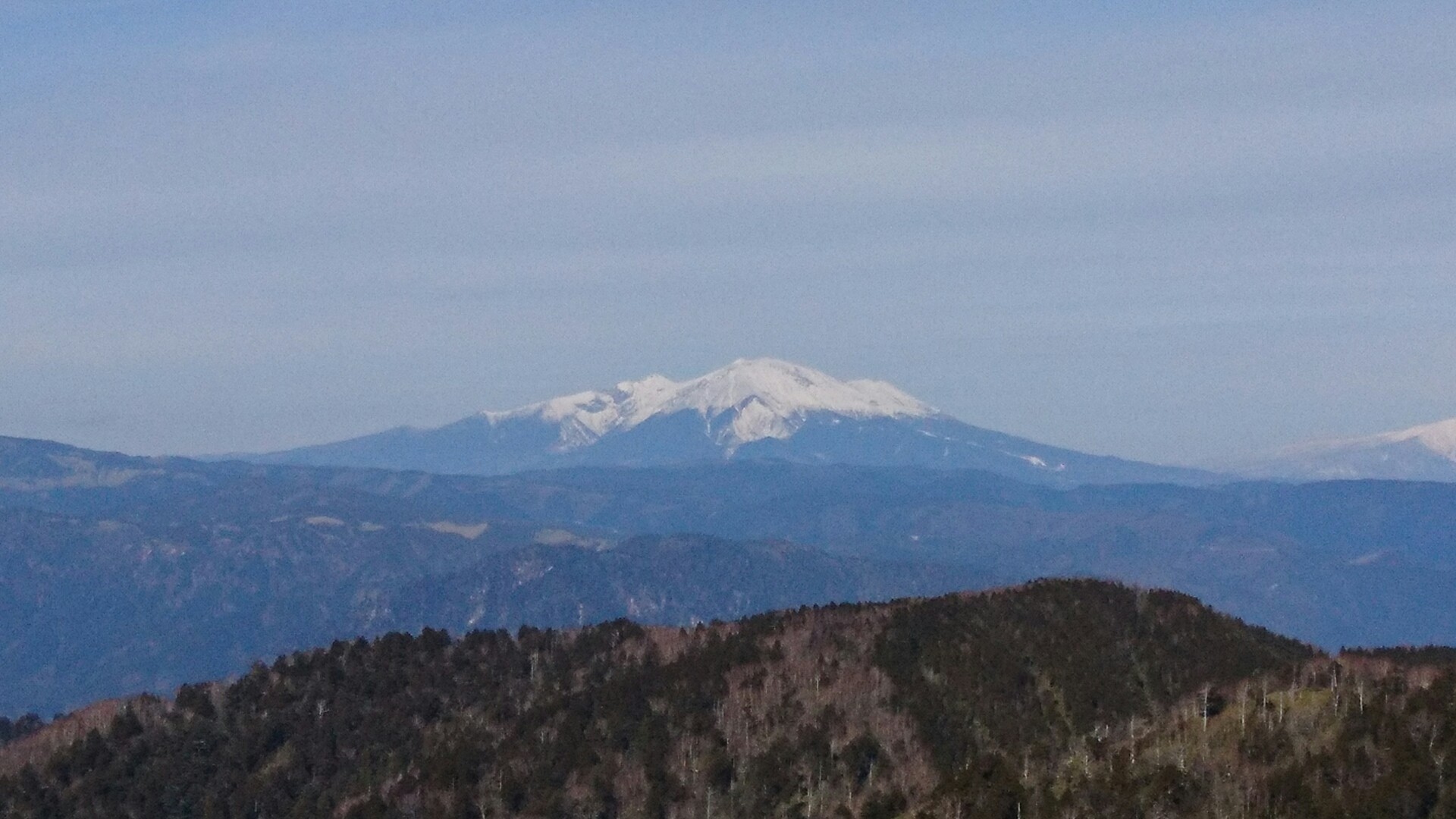 南沢山と横川山に登山 霧氷の森と笹原との幻想的な景色を愛でる初冬の山旅 Take Me To The