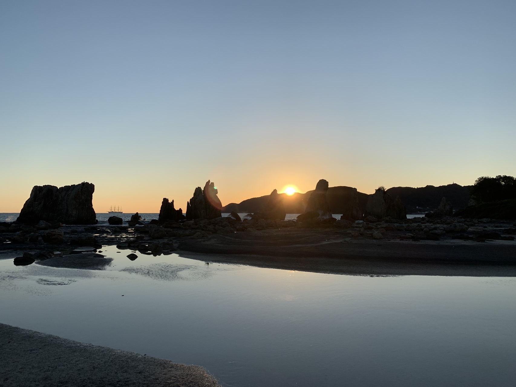 橋杭岩の日の出 まささんさんの古座川 三尾川橋 古座橋 の活動データ Yamap ヤマップ