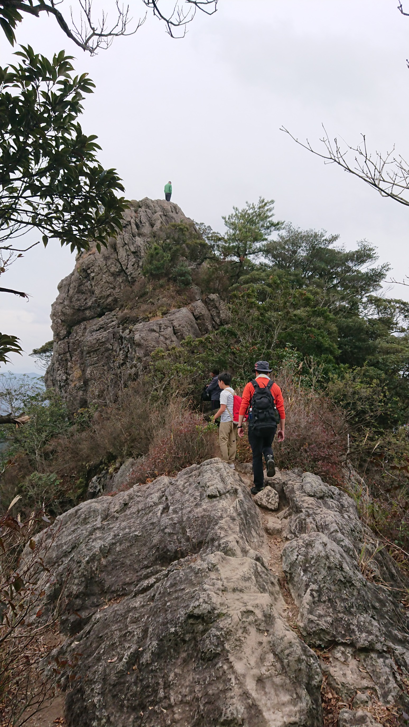 初めての黒髪山 乳待坊登山口より フクハナさんの黒髪山 青螺山の活動データ Yamap ヤマップ