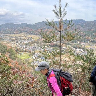 黒磯バッケピーク（黒磯岳）からの町屋市街の眺望✌️
 