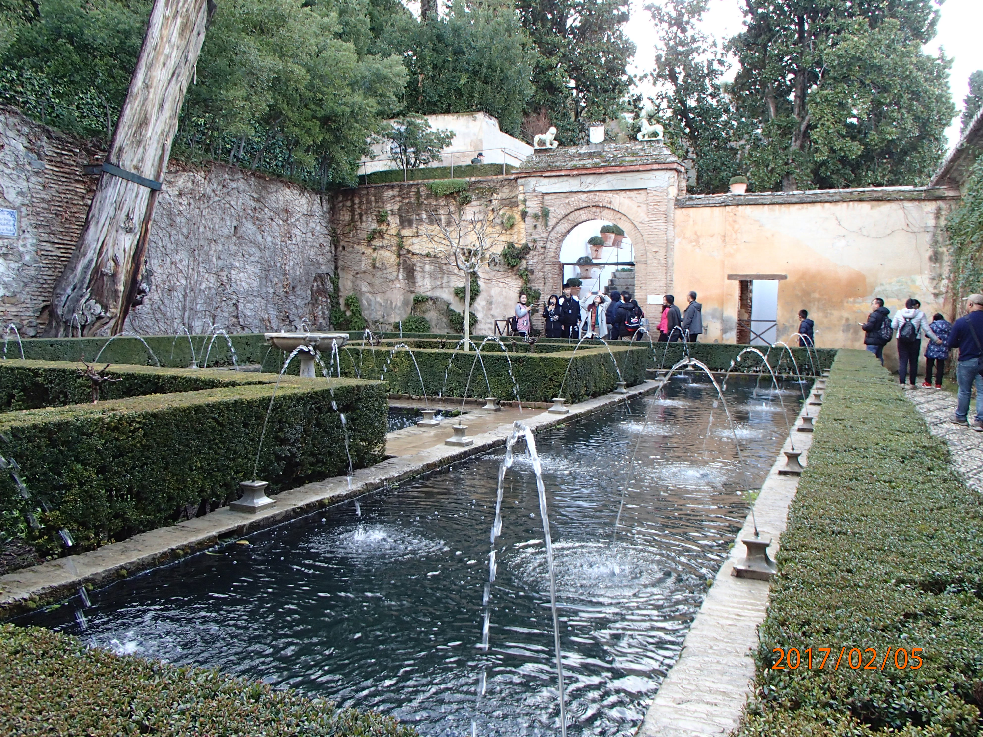 グラナダほか観光 亀ちゃんさんのモントルーの活動日記 Yamap ヤマップ