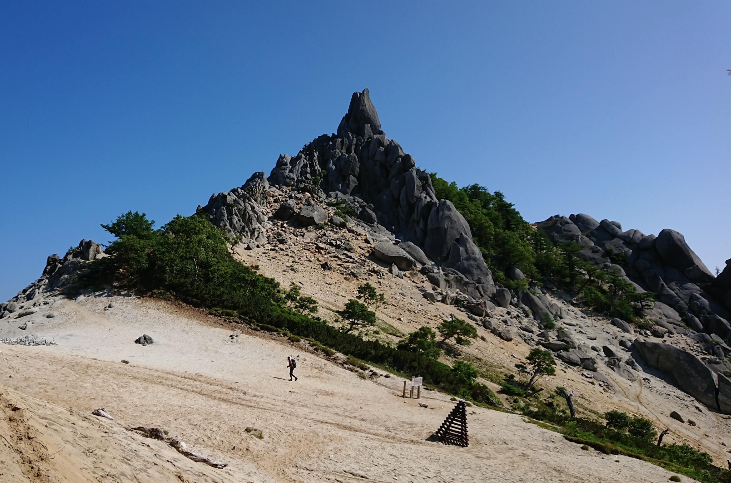 天空の砂浜 鳳凰三山 夜叉神ルート シロクマさんの鳳凰山 地蔵岳 観音岳 薬師岳の活動日記 Yamap ヤマップ