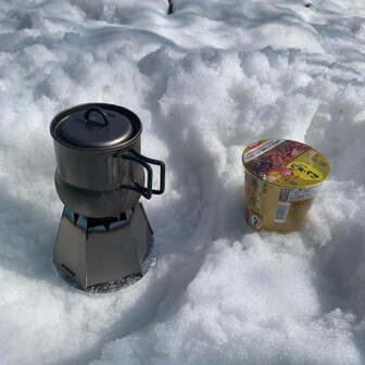 尖山 カレーメシと菓子パンでエネルギー補給🍛🍞✨