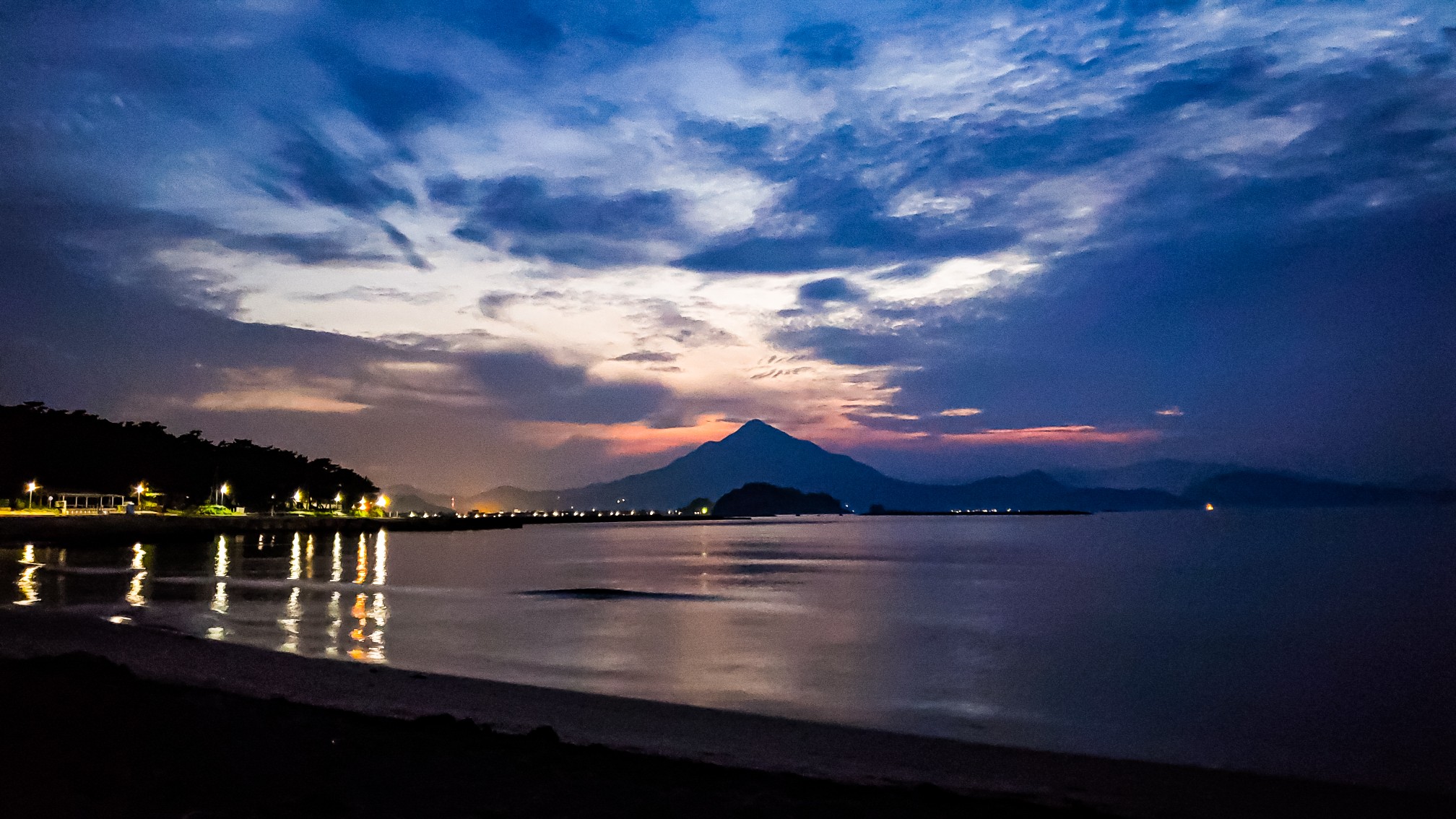 山と海を空撮 若狭富士 という名に恥じない青葉山 Keiさんの青葉山 京都府 福井県 の活動データ Yamap ヤマップ