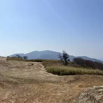 葛城山山頂は広くて見晴らしが良い