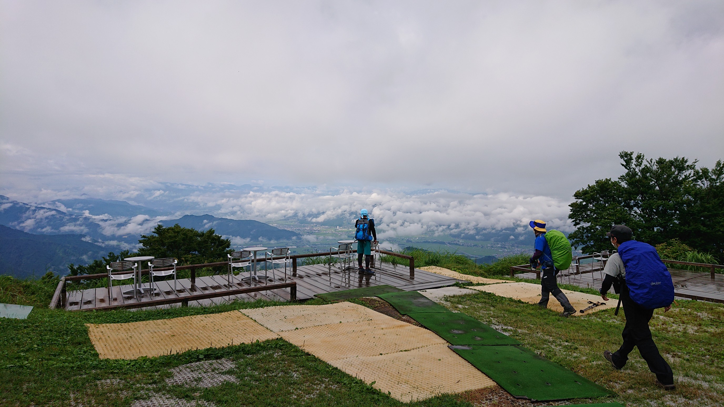 八海山 入道岳 ロープウェイ山頂駅よりピストン ちくりんさんの越後駒ヶ岳 八海山 荒沢岳の活動データ Yamap ヤマップ