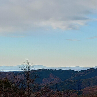 富士山🗻見えん😥
