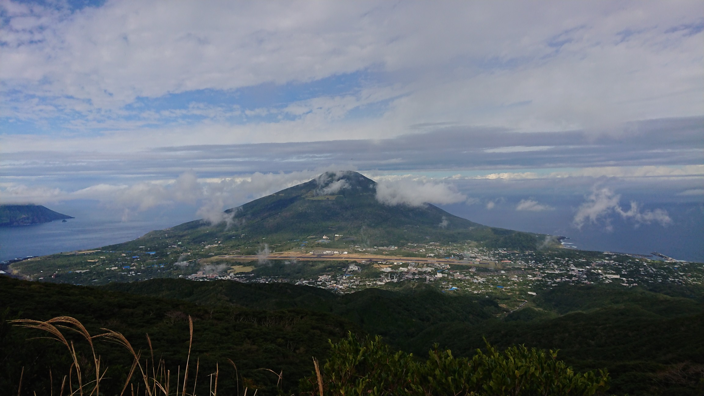 八丈島 三原山縦走 19 12 11 Npo法人飛鳥トレッキングガイドサービスさんの八丈島の活動データ Yamap ヤマップ