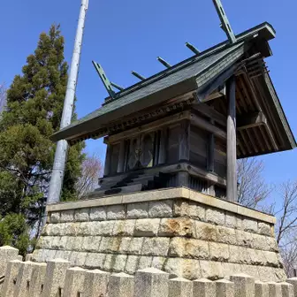 山頂の日野神社