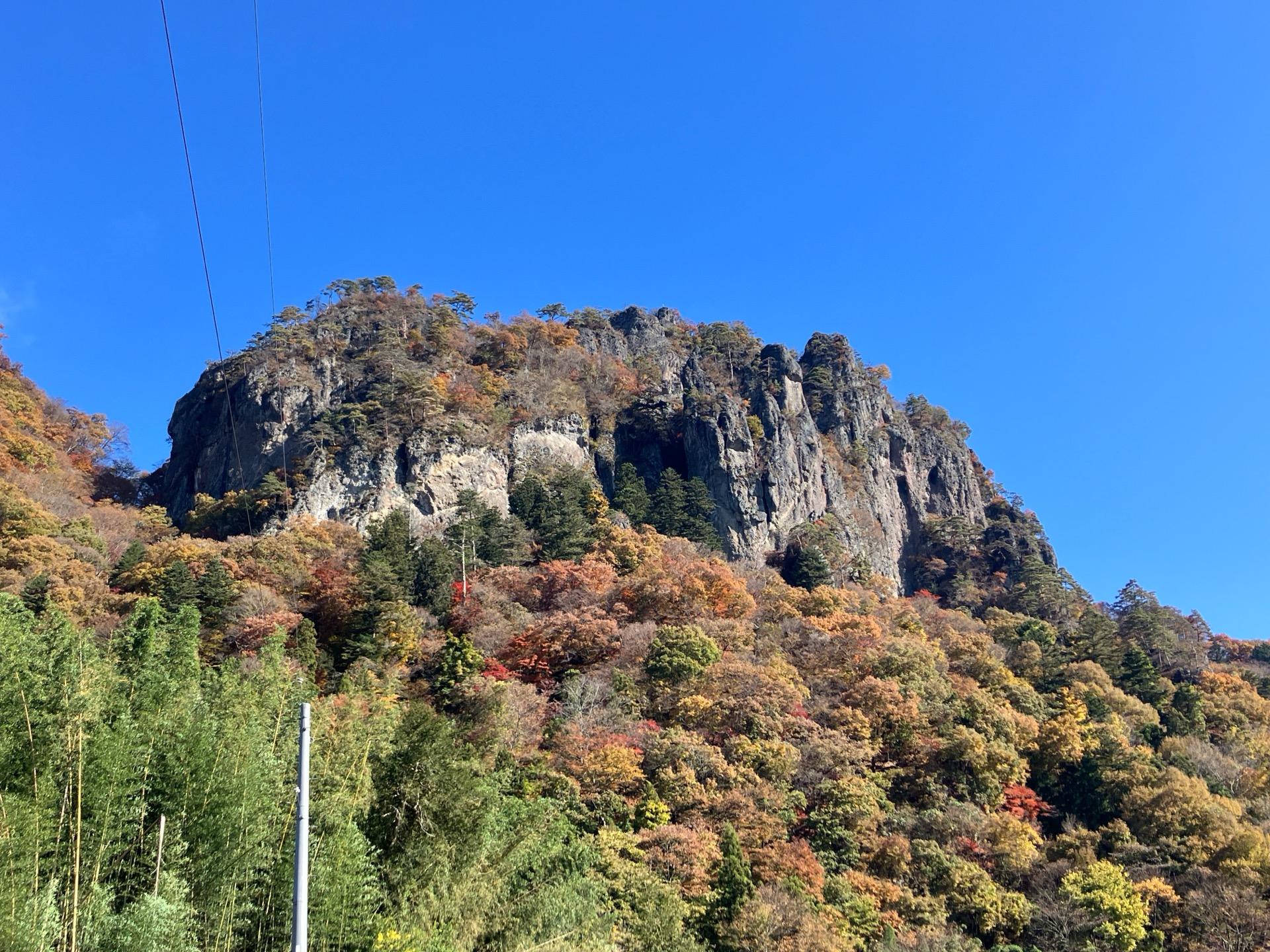 岩櫃山初秋 岩櫃山【群馬の紅葉特集2024】 - 紅葉／季節／自然/吾妻郡東吾妻