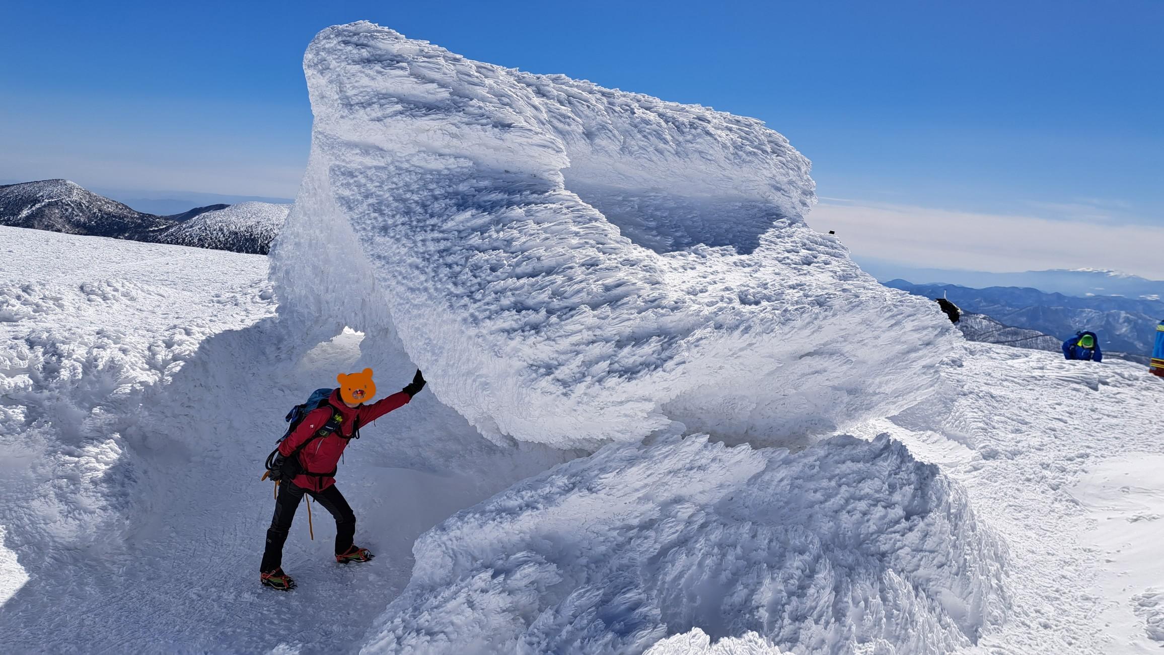 蔵王山・雁戸山・不忘山 熊野神社　神様も寒そうです😆